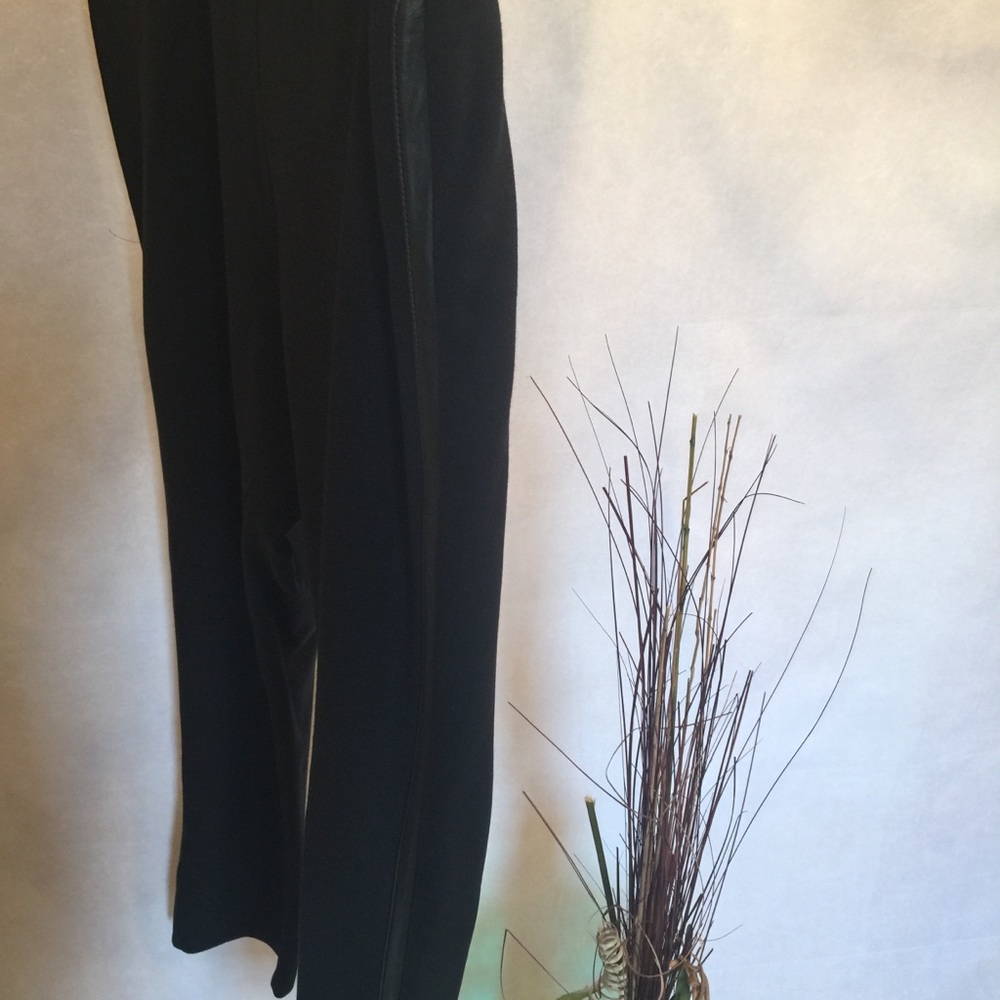 Cynthia Rowley Black Leggings - Picture 3 of 6
